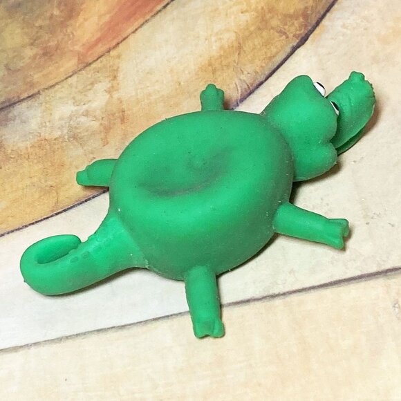 VINTAGE RARE GREENBRIER INTERNATIONAL SQUISHY ALLIGATOR COLLECTIBLE STRETCHY - Picture 4 of 5